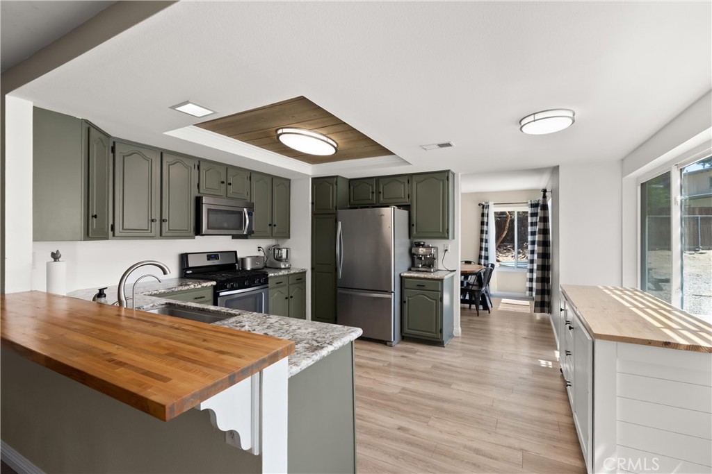 33350 Windtree Avenue