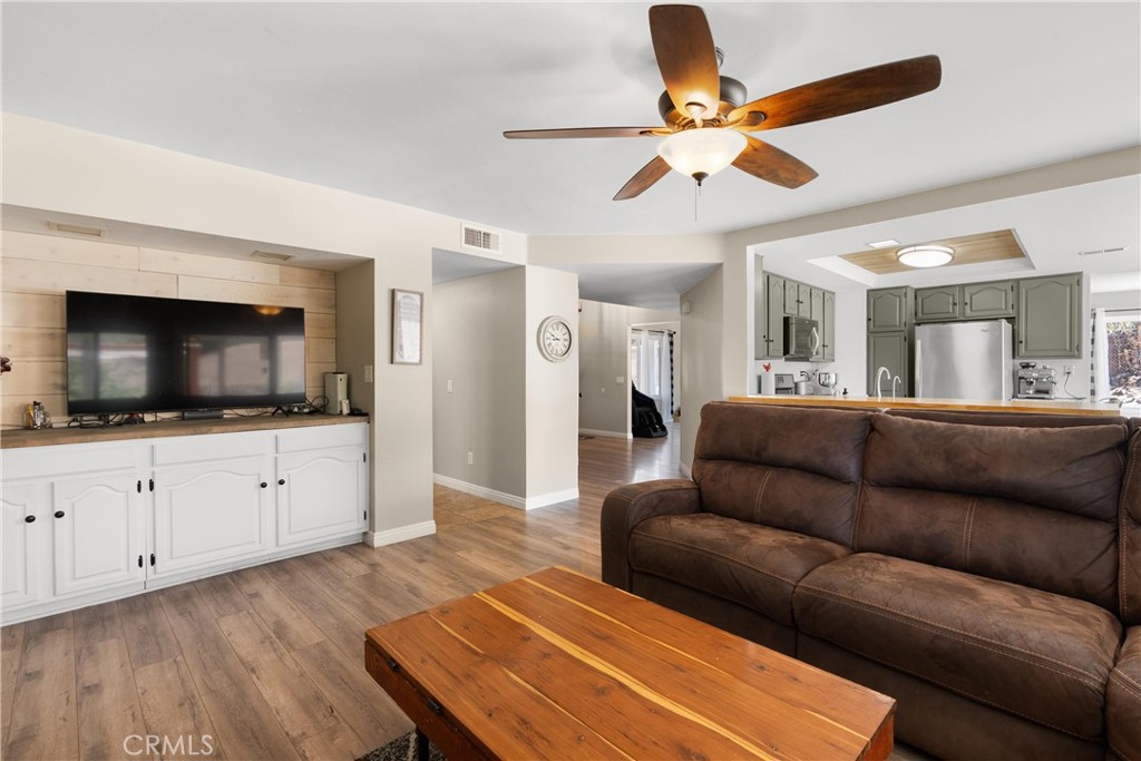 33350 Windtree Avenue