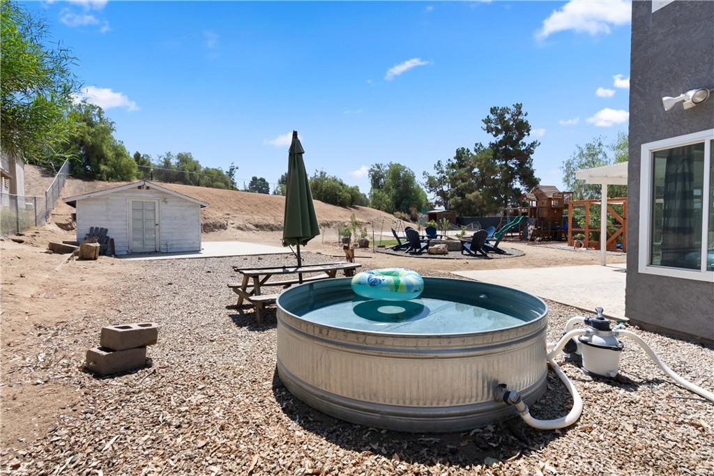 33350 Windtree Avenue