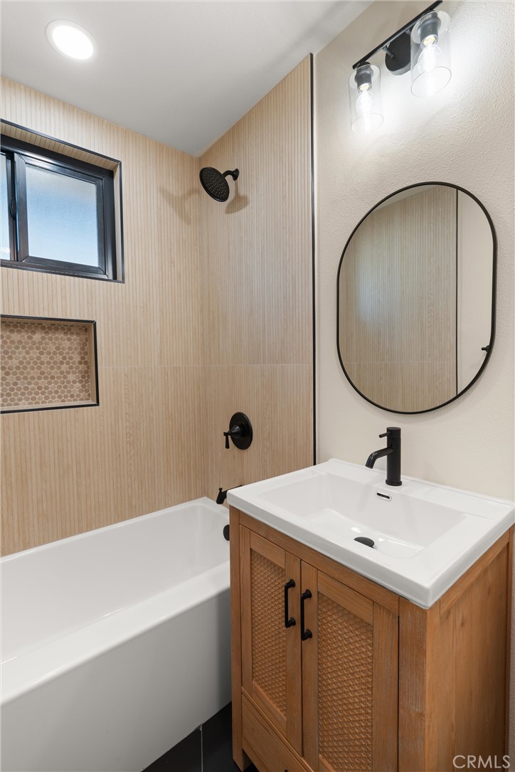 13562 Springdale Street