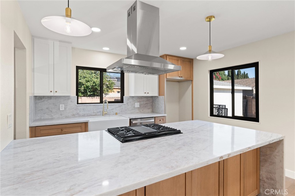 13562 Springdale Street