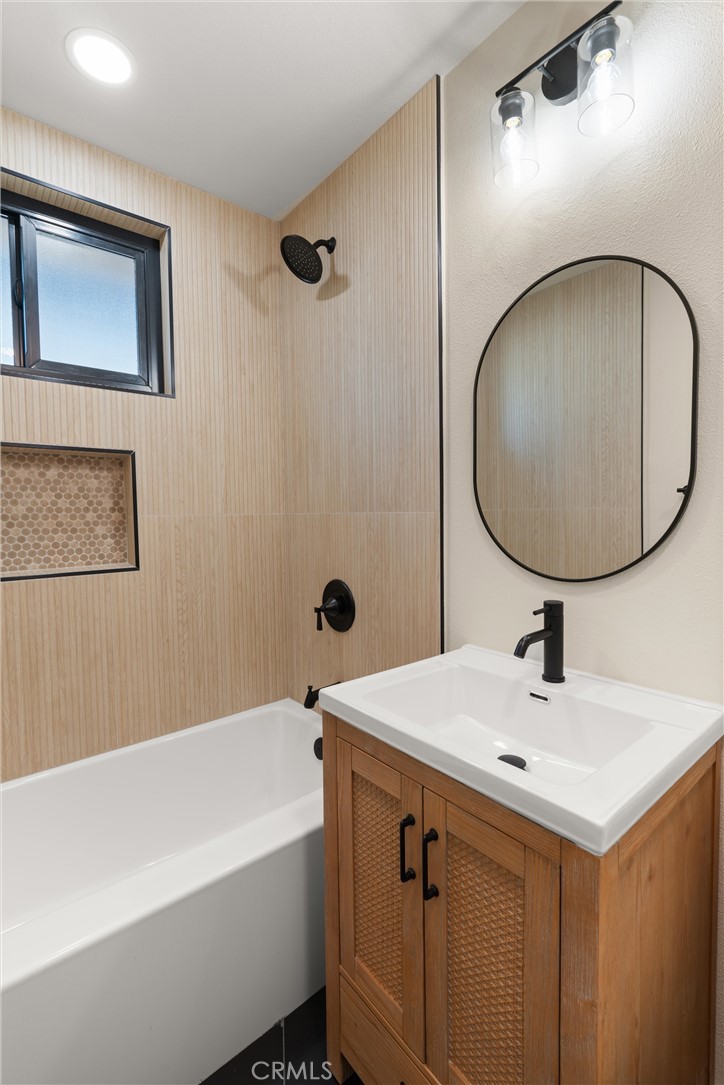 13562 Springdale Street