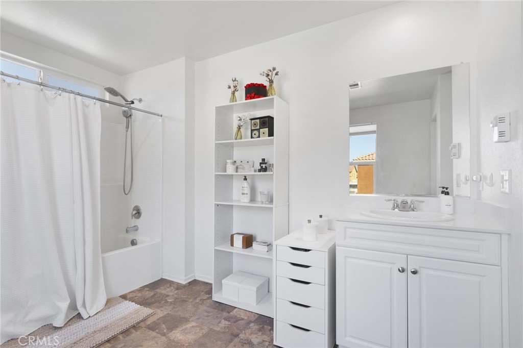 15954 Silver Tip Way