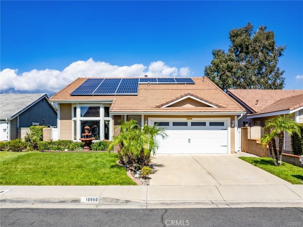 10950 Glenoaks Drive