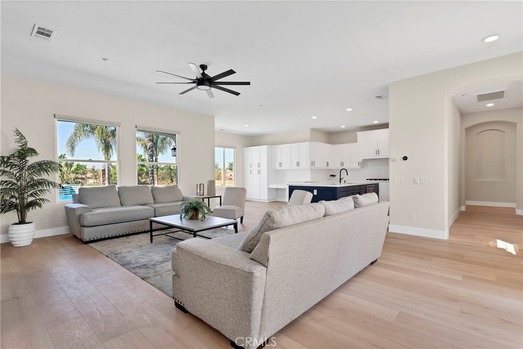 7945 Horizon View Drive