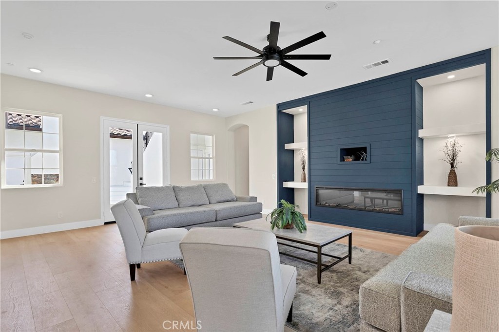 7945 Horizon View Drive