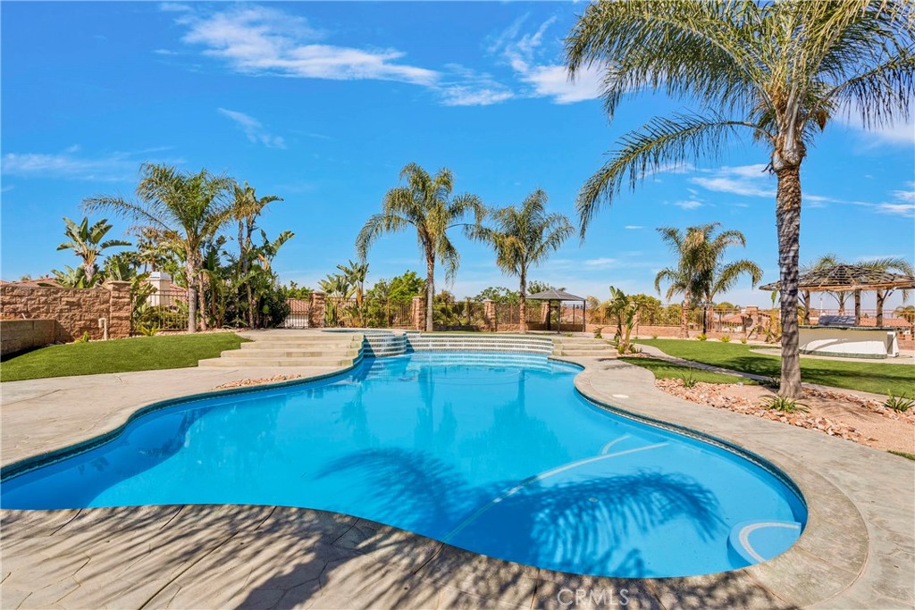 7945 Horizon View Drive