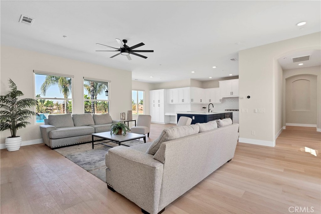 7945 Horizon View Drive