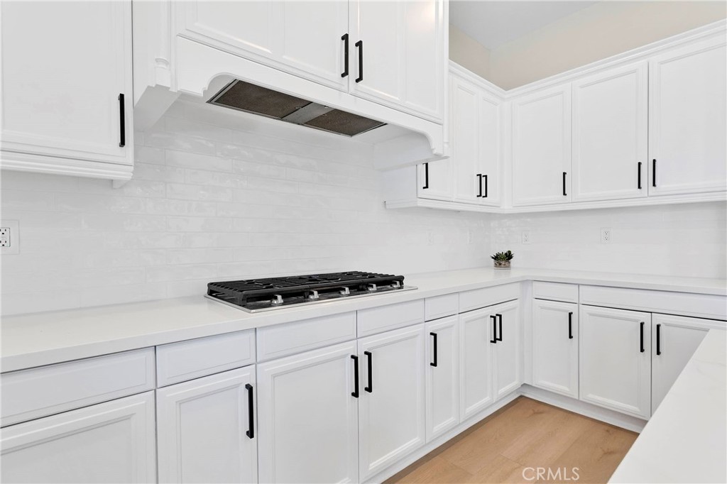 7945 Horizon View Drive