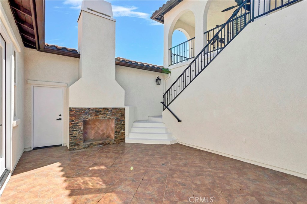 7945 Horizon View Drive