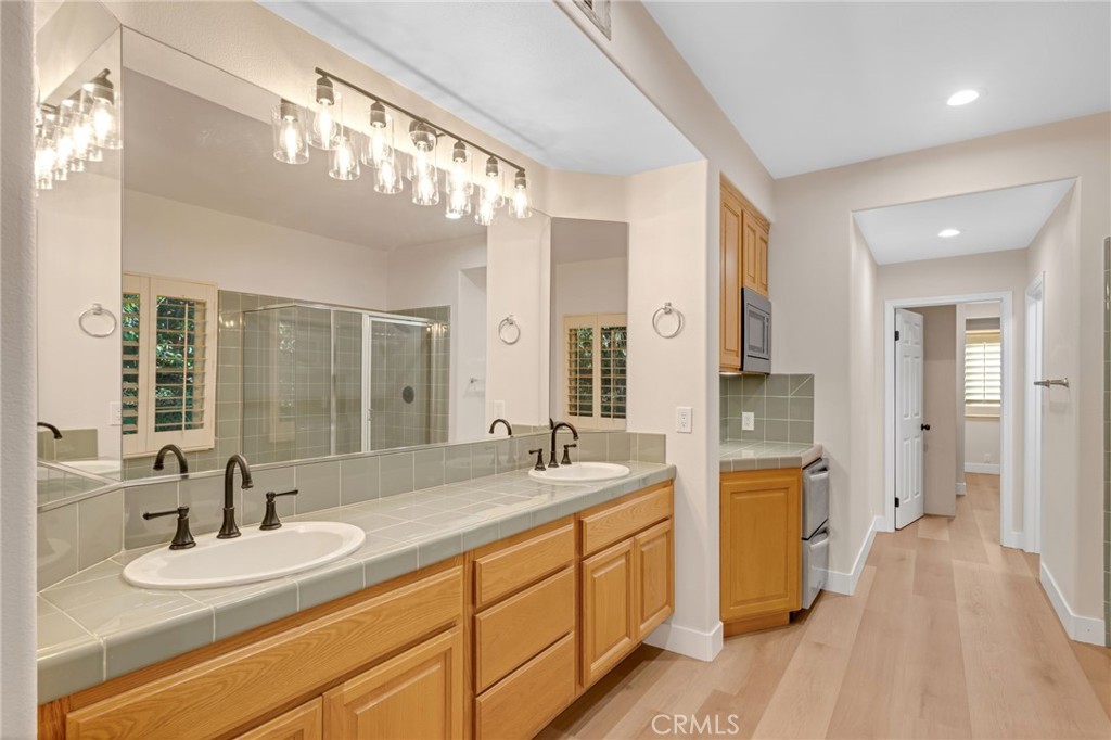 5675 W Overlook Drive