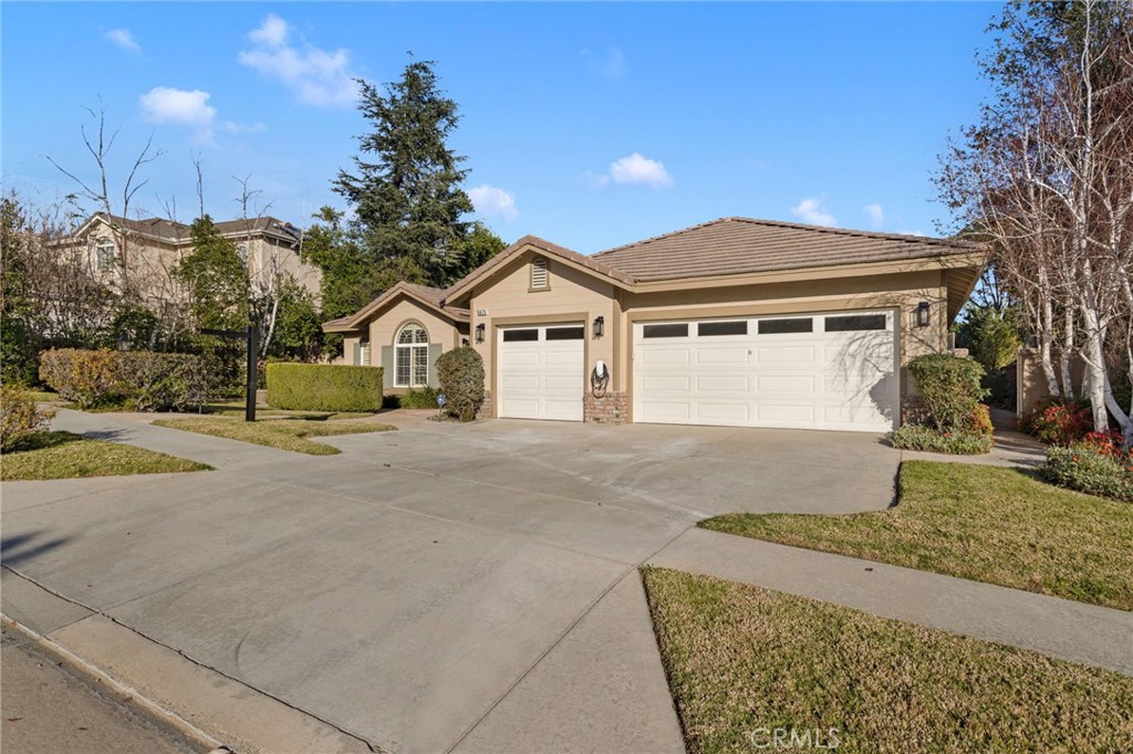 5675 W Overlook Drive