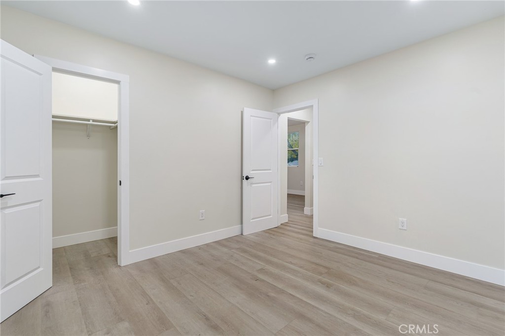 700 W 10th Street