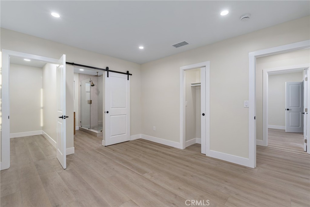 700 W 10th Street