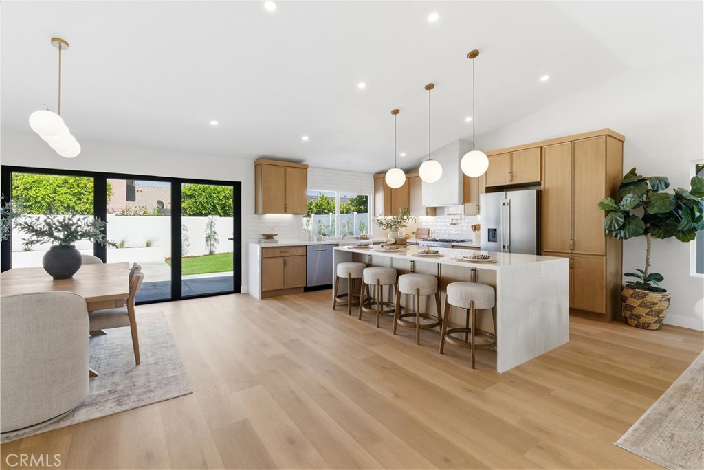 20682 Queens Park Lane