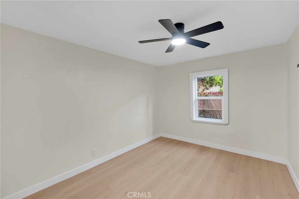 659 S 7th Street