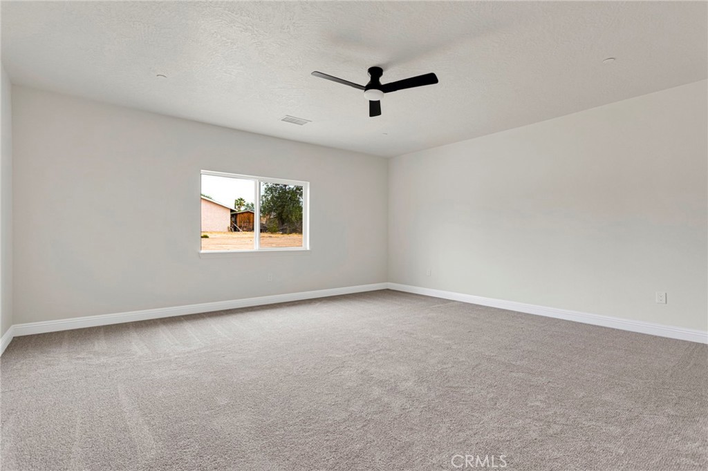15561 Apple Valley Road