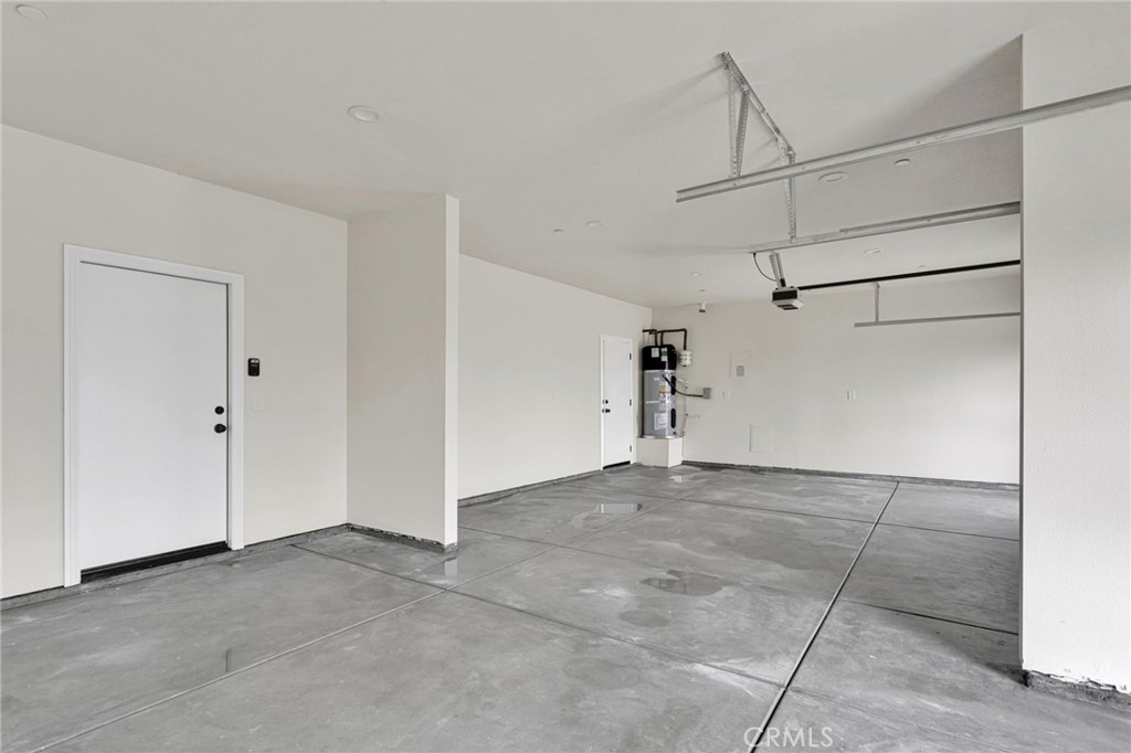 15561 Apple Valley Road