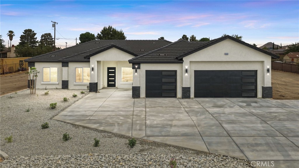 15561 Apple Valley Road