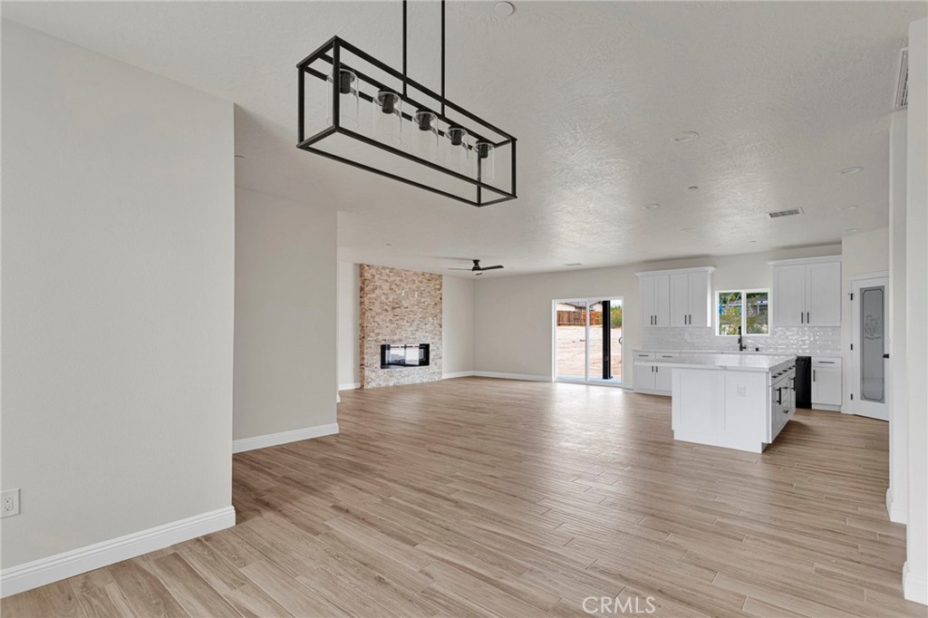 15561 Apple Valley Road