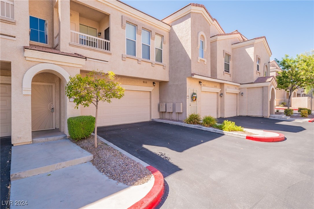 10550 West Alexander Road 2033
