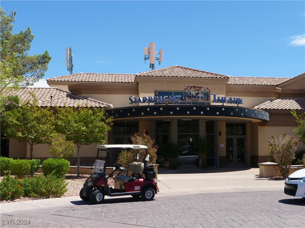 10400 Linfield Place