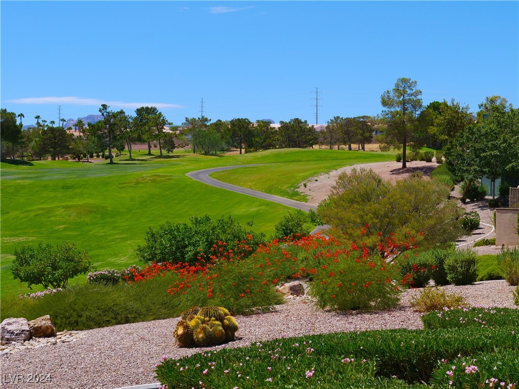 10400 Linfield Place