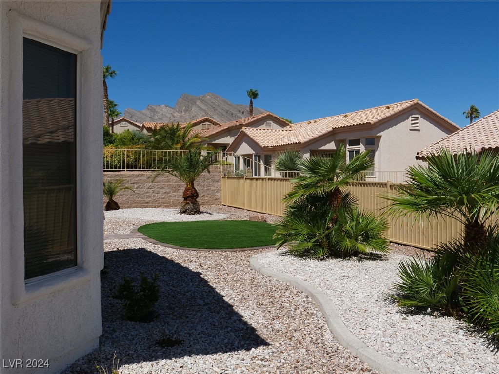 10400 Linfield Place