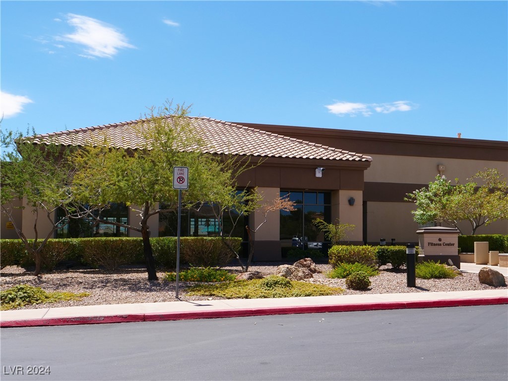 10400 Linfield Place