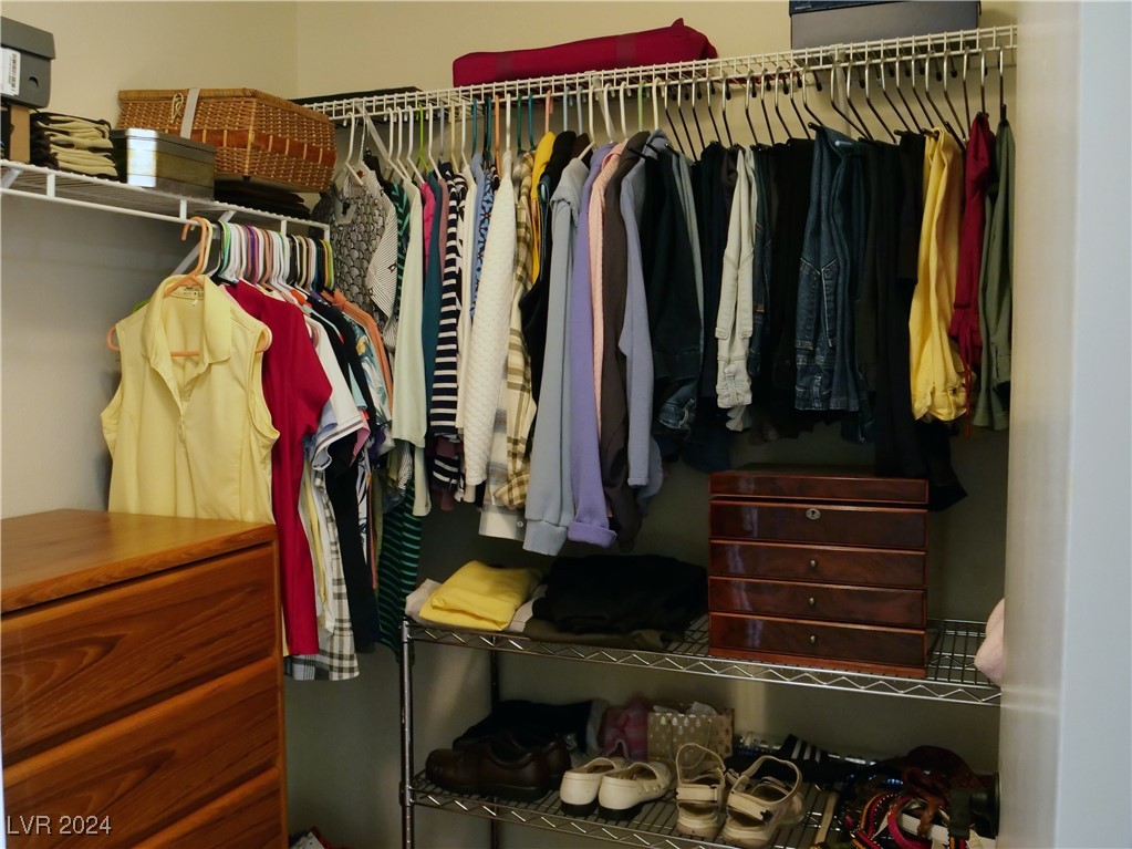 10400 Linfield Place