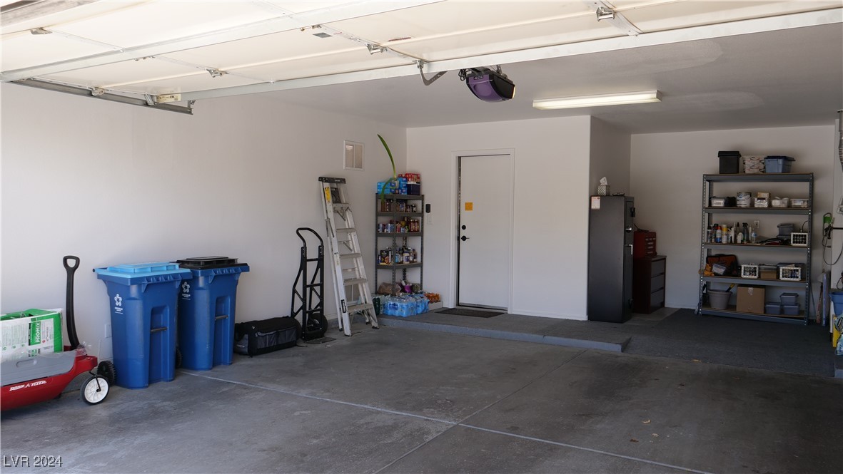 10400 Linfield Place