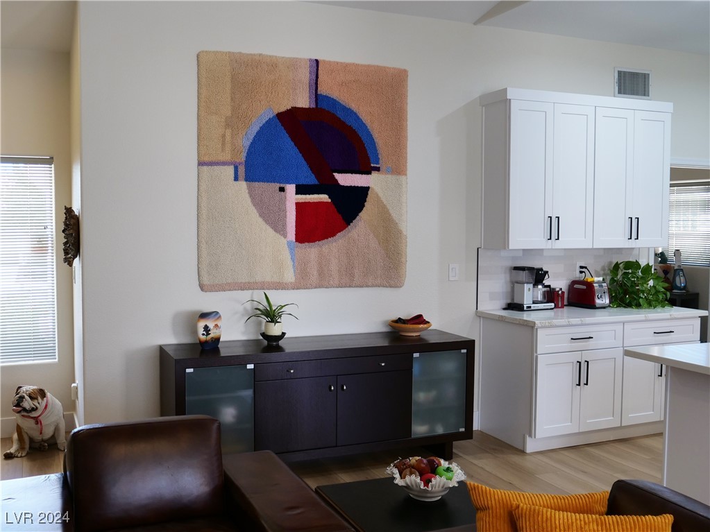 10400 Linfield Place