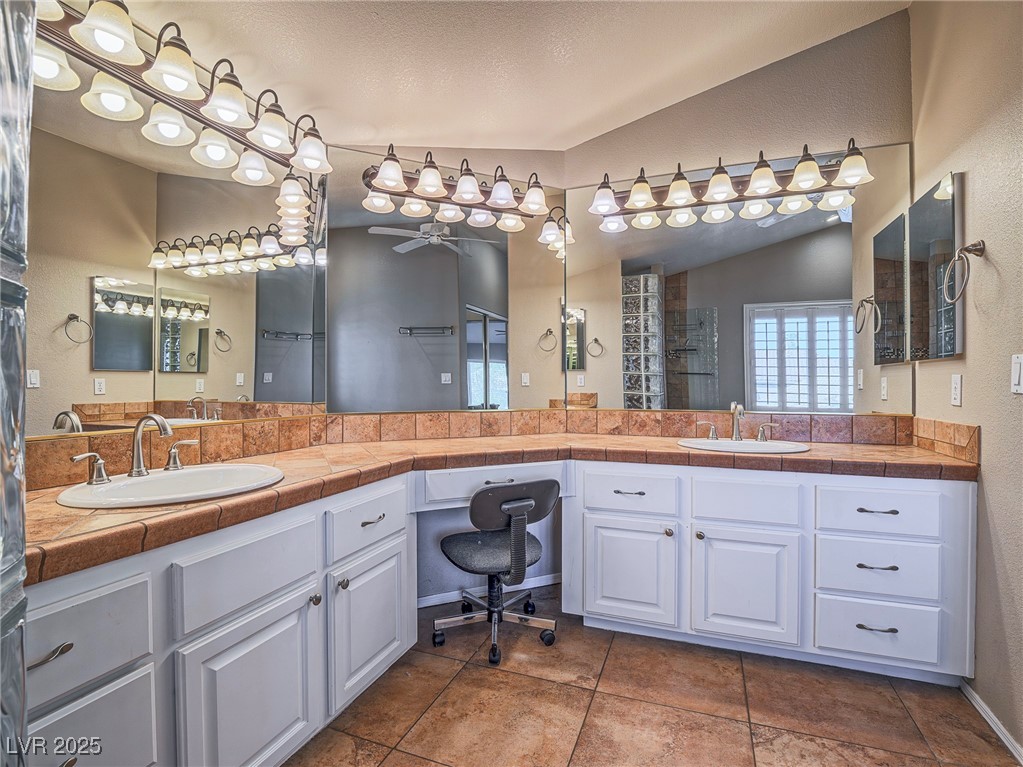 8412 Eagle Eye Avenue