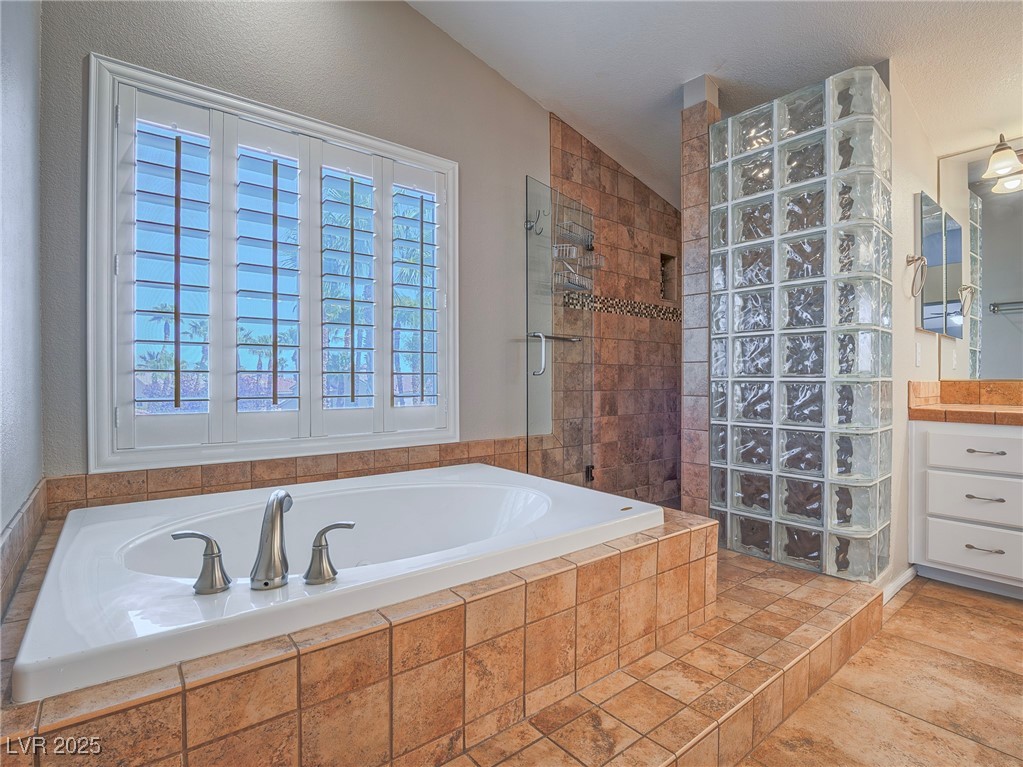 8412 Eagle Eye Avenue