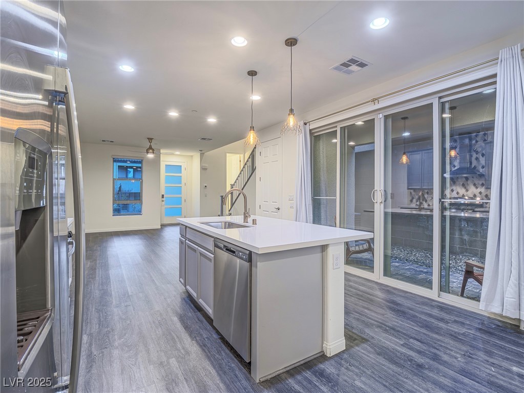 11689 Bearpaw Meadow Avenue