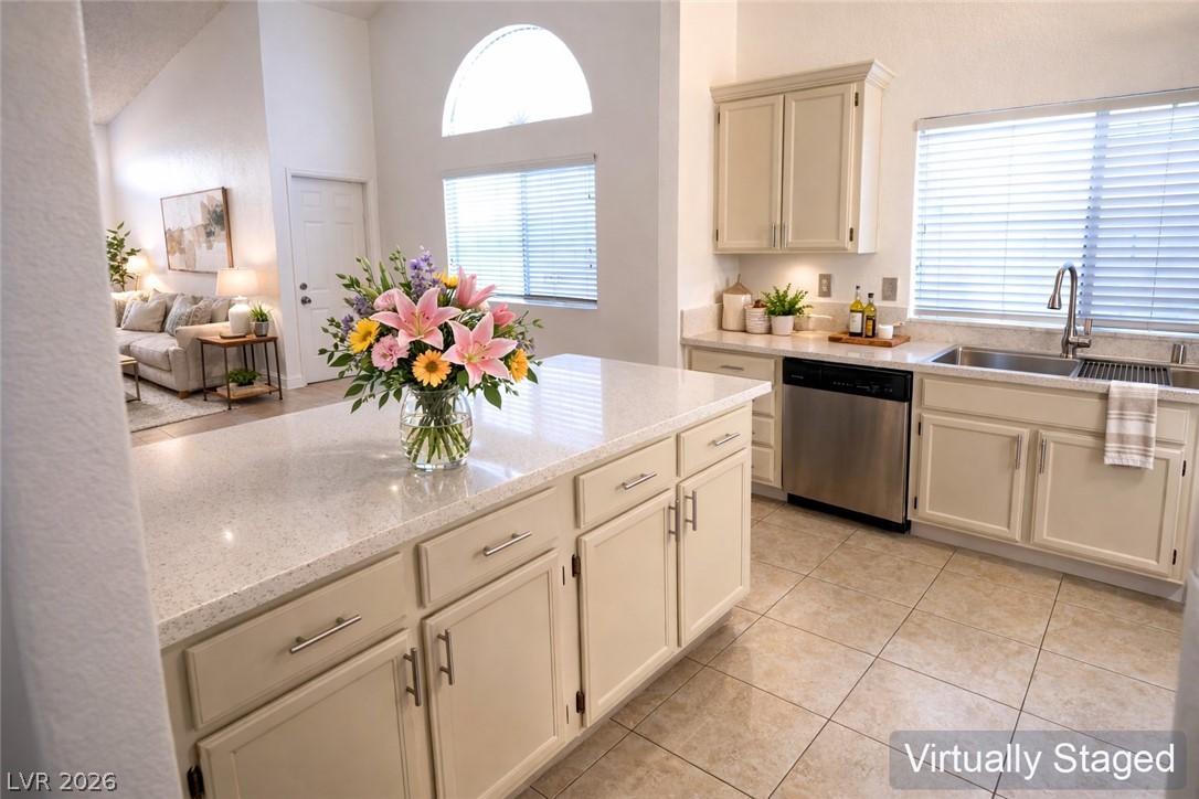 5525 Desert Valley Drive