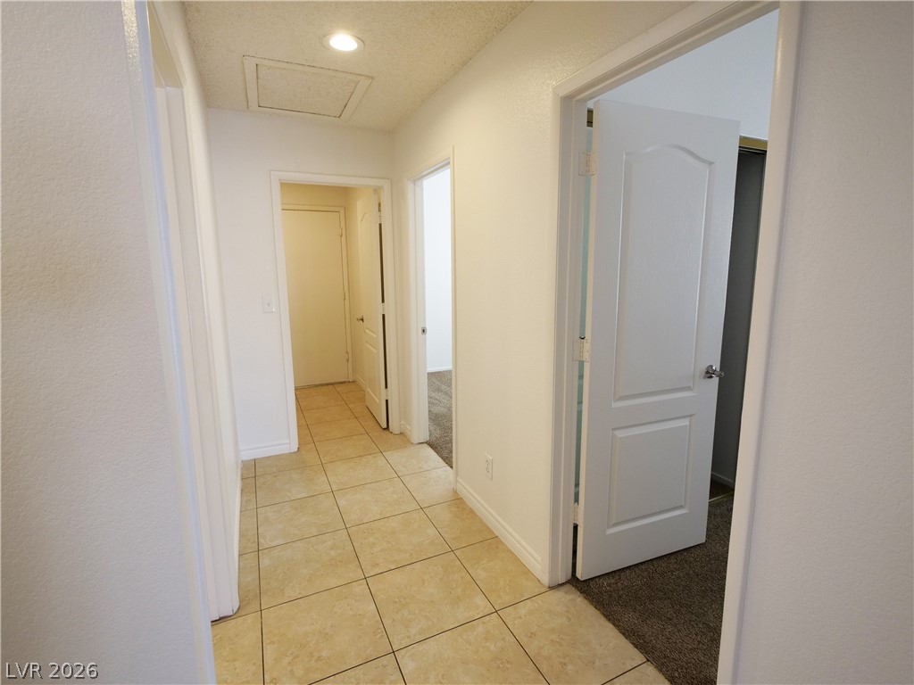 5525 Desert Valley Drive