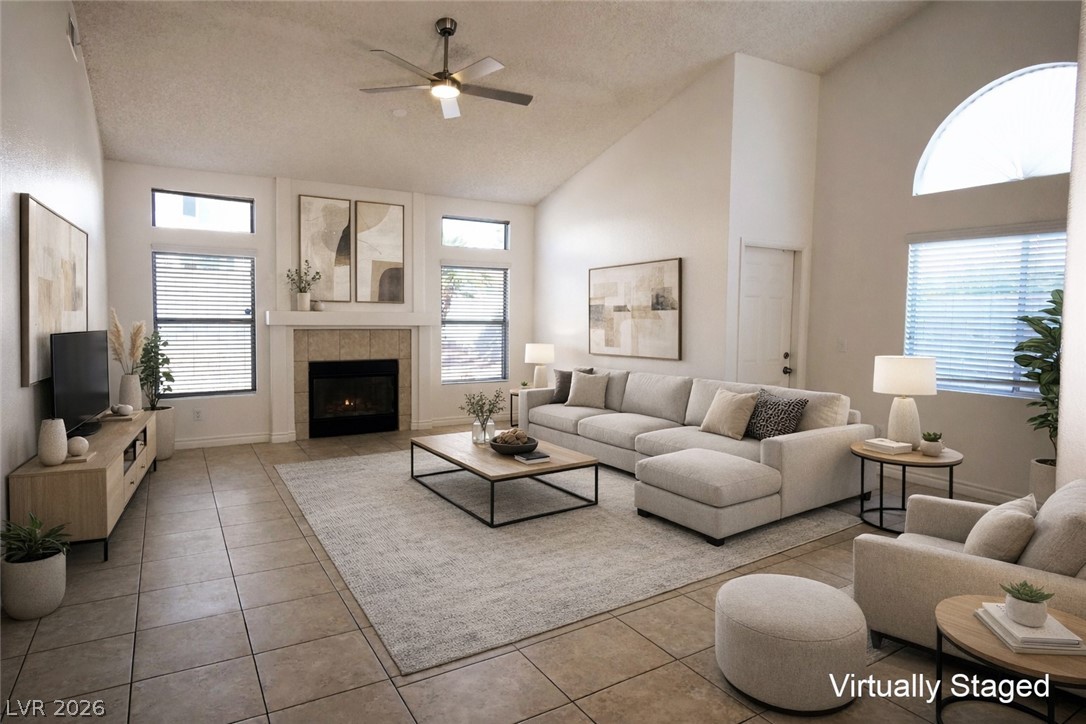 5525 Desert Valley Drive