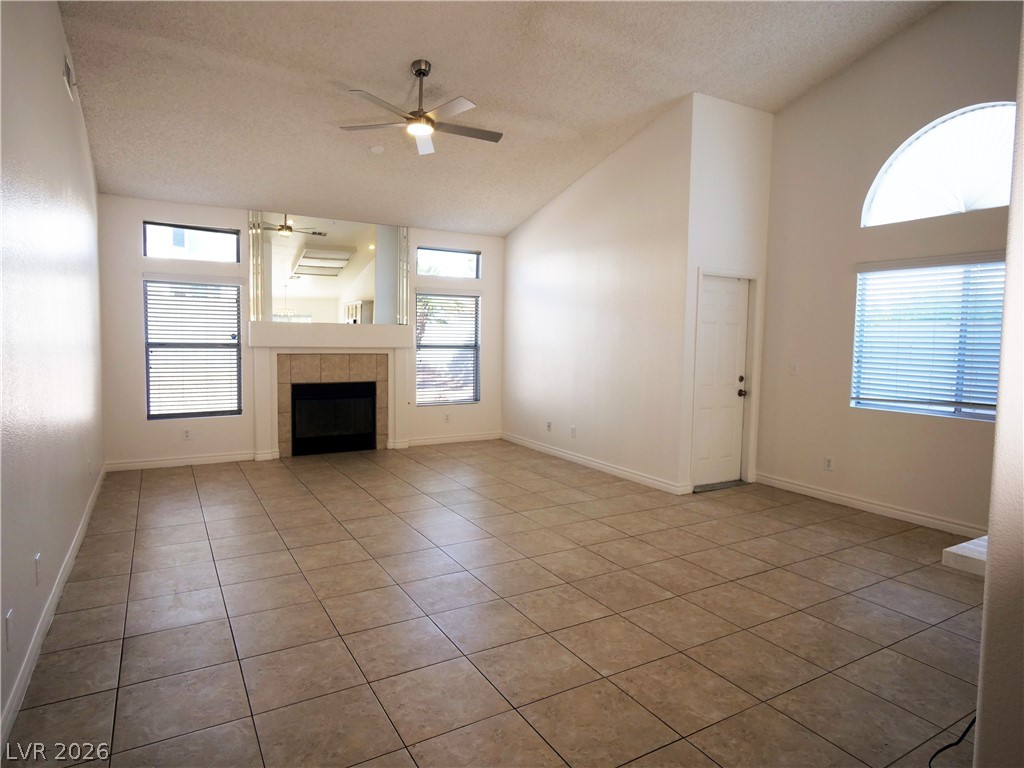 5525 Desert Valley Drive