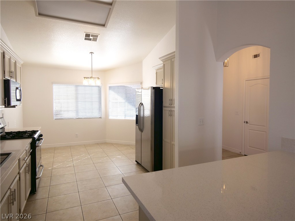 5525 Desert Valley Drive