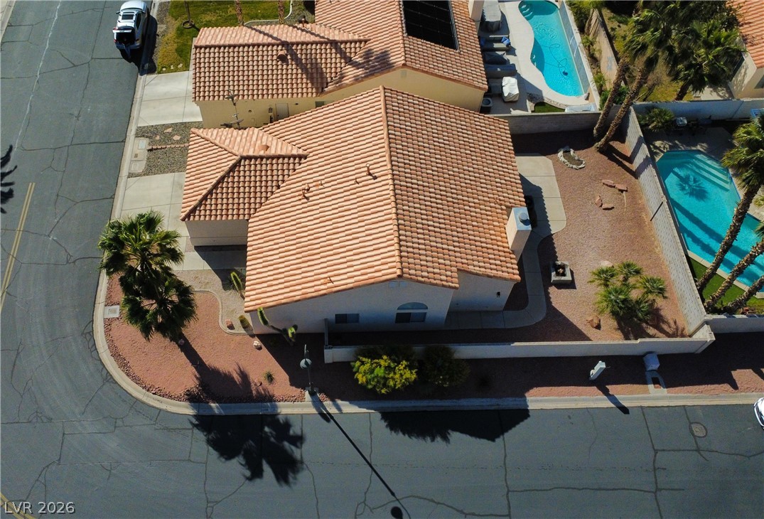 5525 Desert Valley Drive