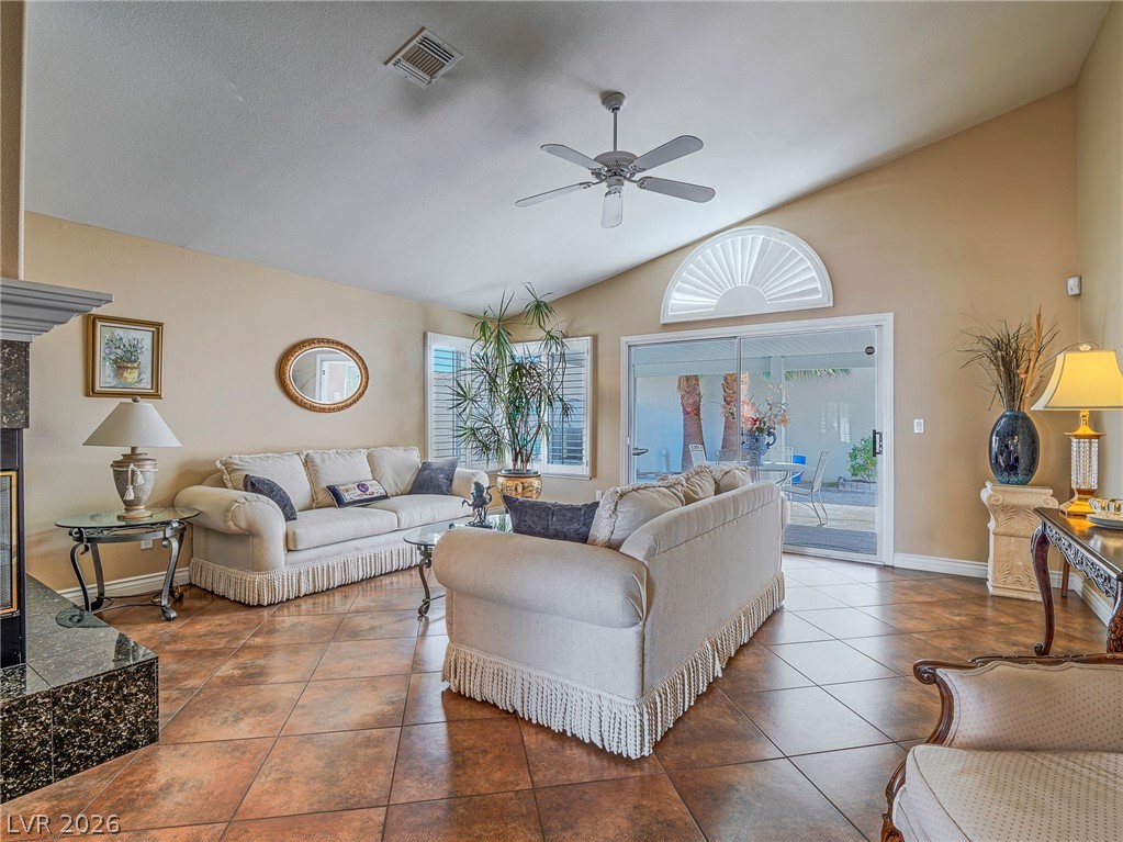 8245 Arch Bay Lane