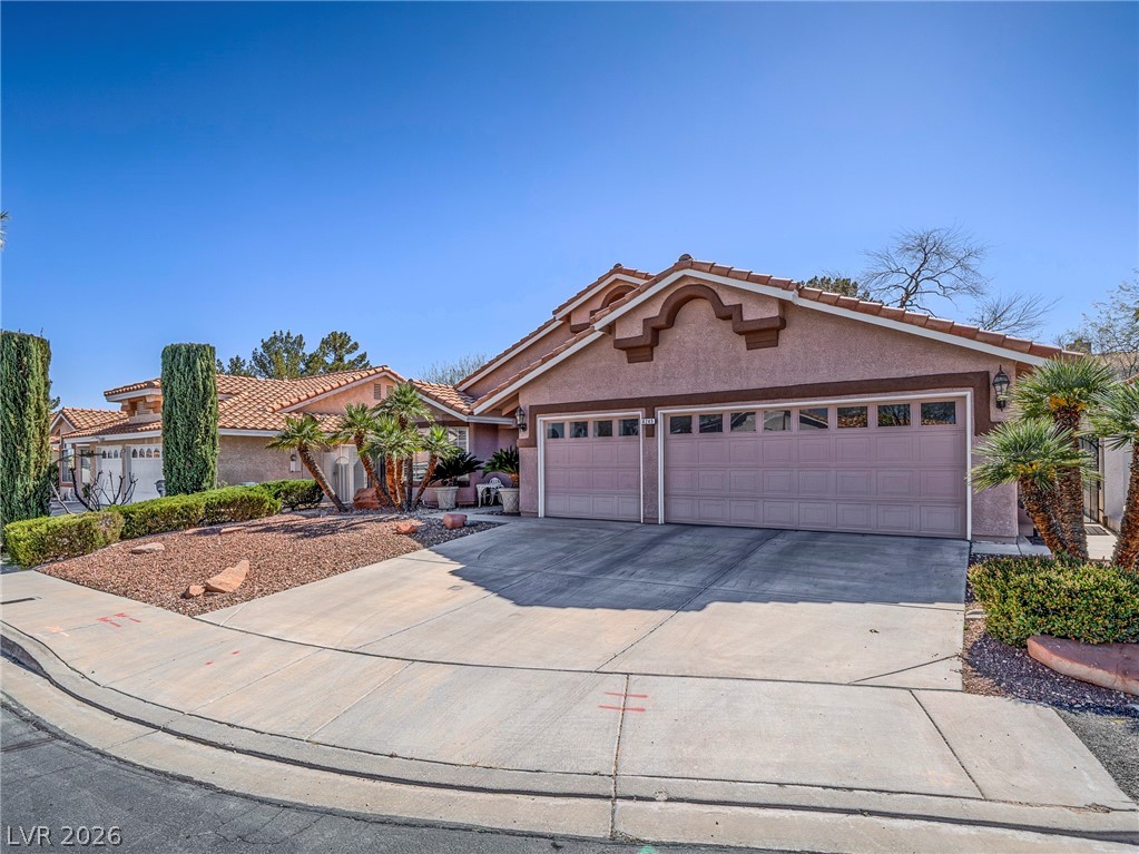 8245 Arch Bay Lane