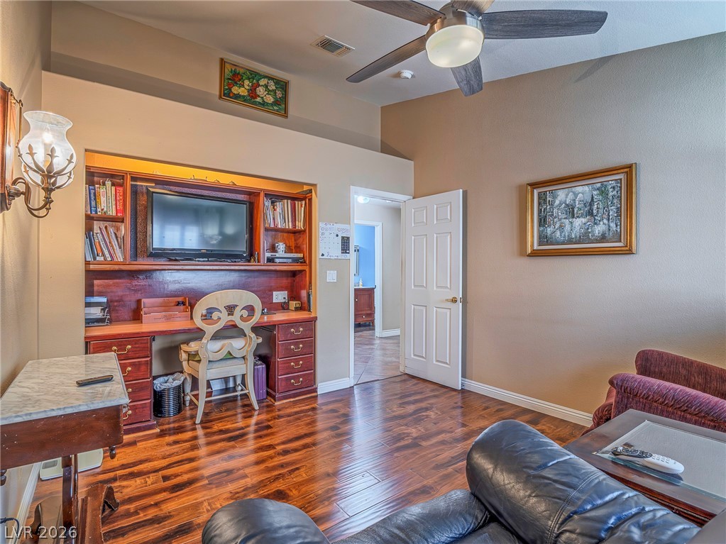 8245 Arch Bay Lane