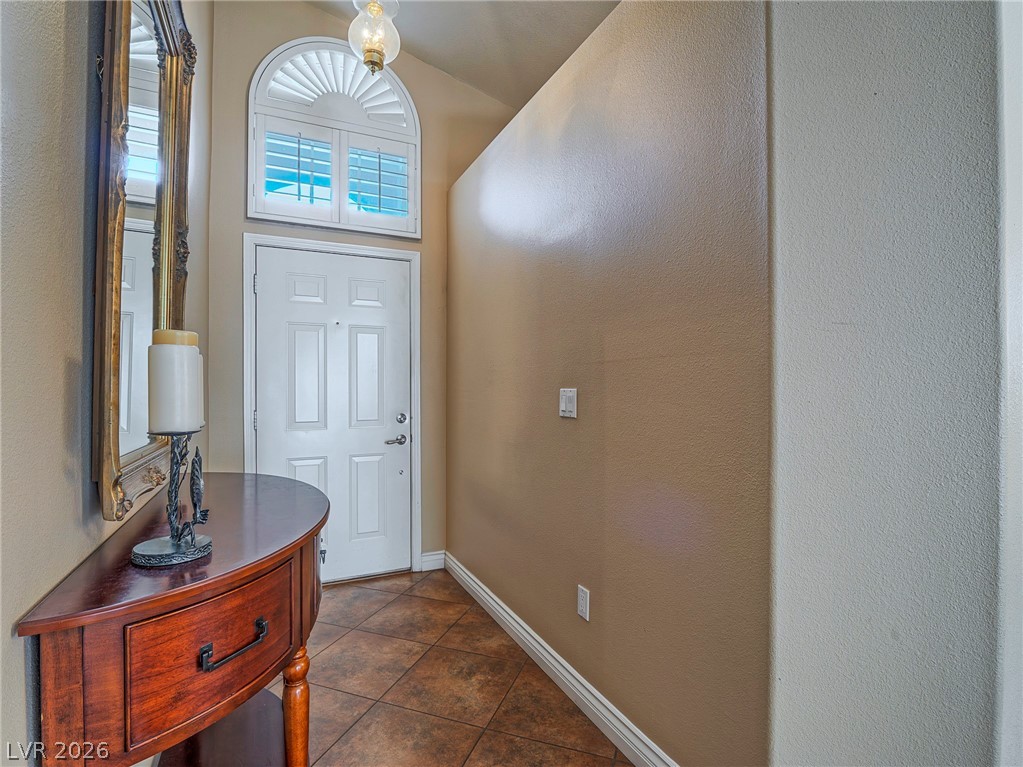 8245 Arch Bay Lane