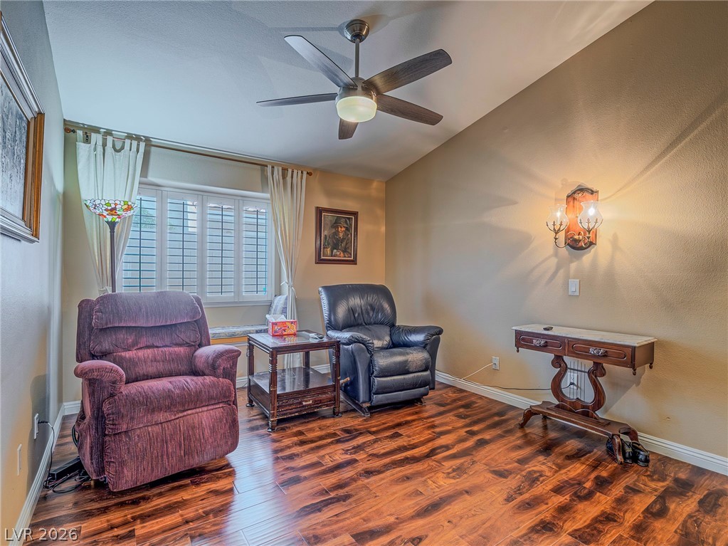 8245 Arch Bay Lane