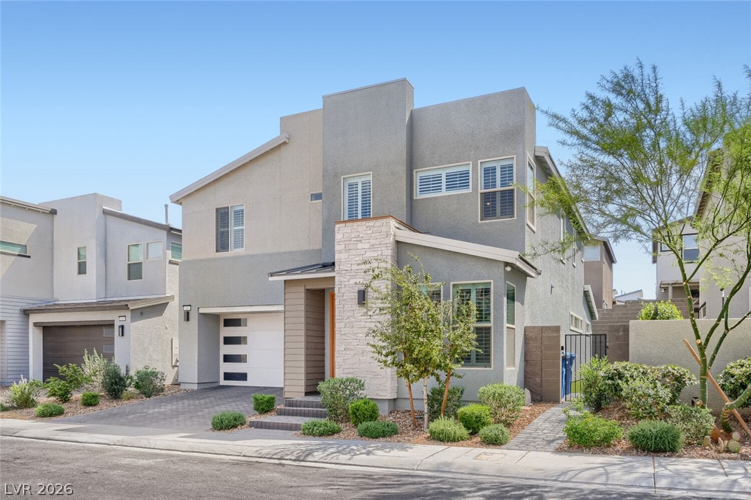 3197 Vittoria Avenue