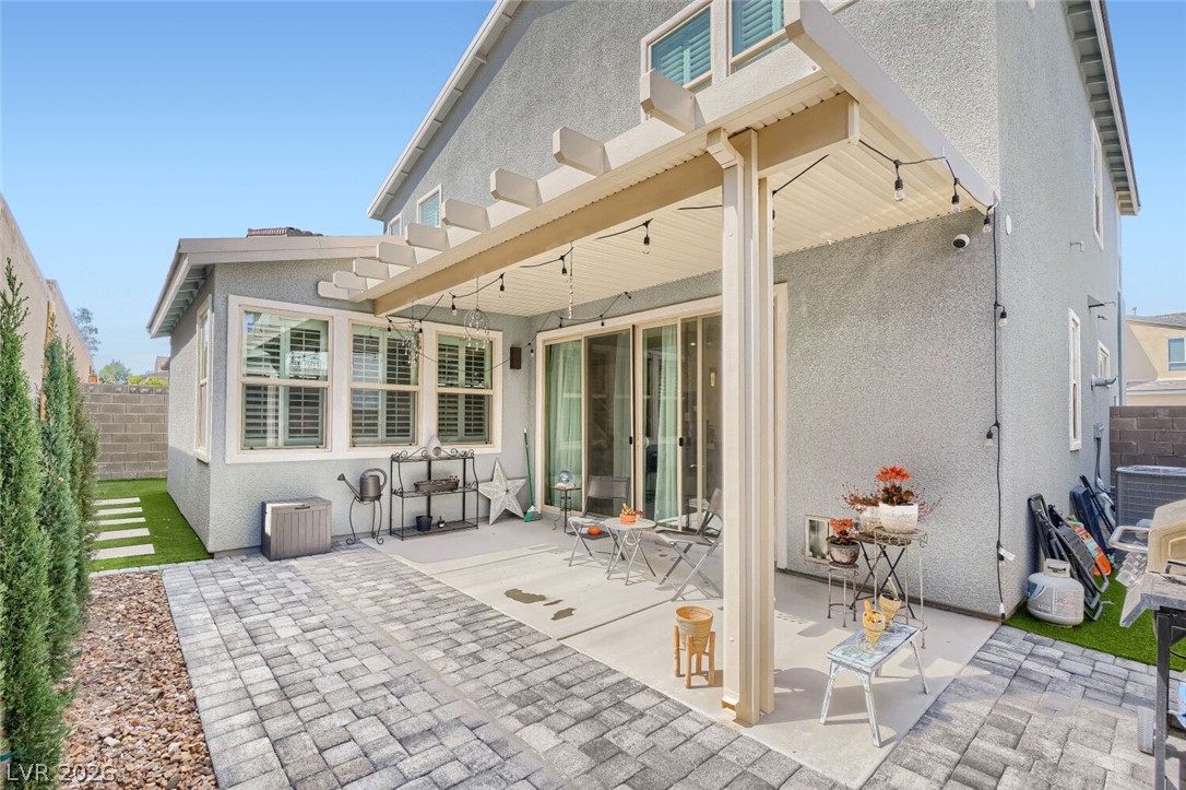 3197 Vittoria Avenue