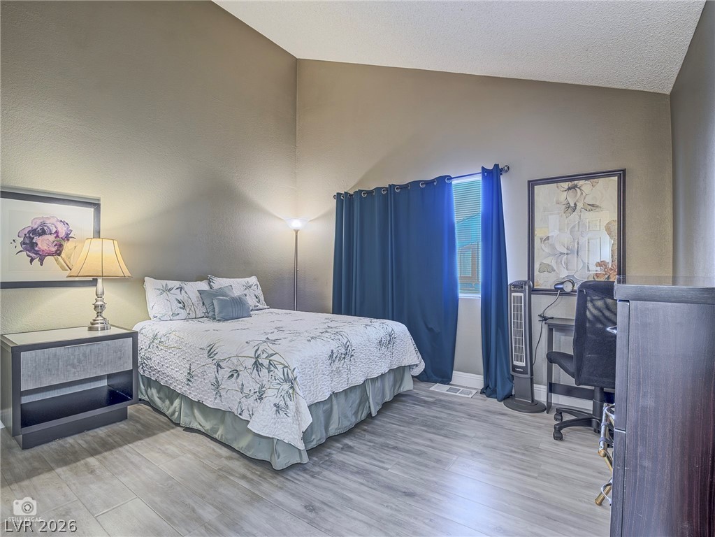 4504 Del Oro Drive