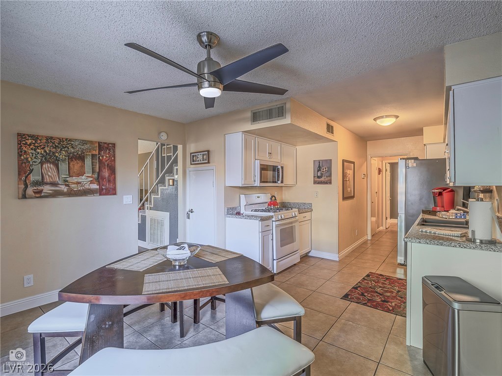 4504 Del Oro Drive
